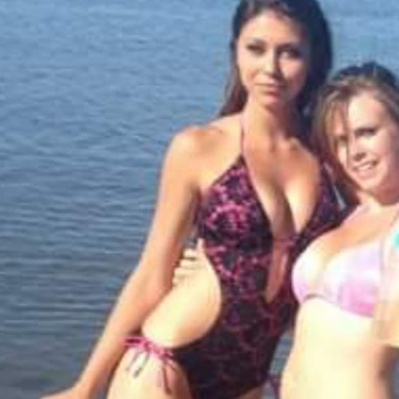 One-piece swimsuit - Picture 6 of 6